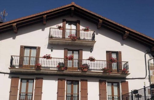 Ezkurra Apartment | 100 m² Apartment ∙ 3 bedrooms ∙ 7 guests