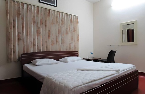 Yercaud House | 100 m² Bungalow ∙ 4 bedrooms ∙ 12 guests