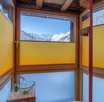 Zermatt Ski Chalet | 100 m² Chalet ∙ 2 bedrooms ∙ 4 guests