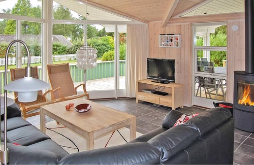 Hejlsminde Strand House | 100 m² House ∙ 3 bedrooms ∙ 6 guests