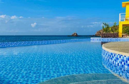 Batangas City Hotel | 100 m² Hotel ∙ 15 guests