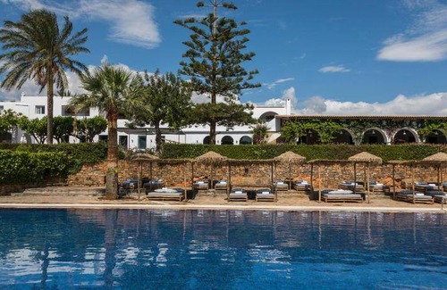 Agios Nikolaos Hotel | 100 m² Hotel ∙ 3 bedrooms ∙ 127 guests