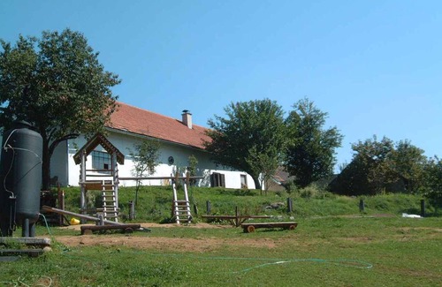 Kolinec House | 100 m² House ∙ 1 bedroom ∙ 5 guests