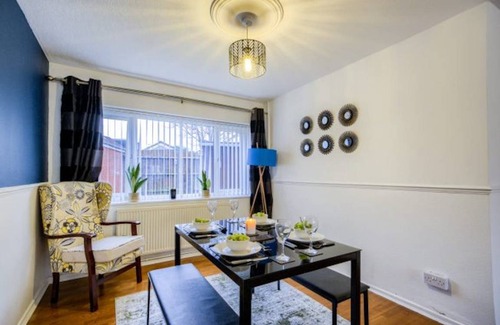 Holbrooks House | 100 m² House ∙ 3 bedrooms ∙ 8 guests