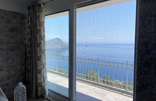 East Mani House | 100 m² House ∙ 3 bedrooms ∙ 7 guests