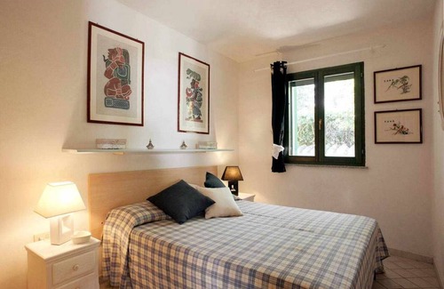 Calasetta House | 100 m² House ∙ 4 bedrooms ∙ 9 guests