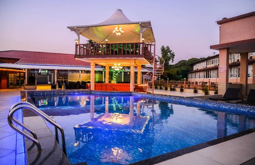 Mahabaleshwar Resort | 100 m² Resort ∙ 3 bedrooms ∙ 7 guests