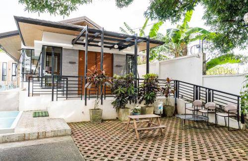 Morong House | 1000 m² House ∙ 3 bedrooms ∙ 20 guests