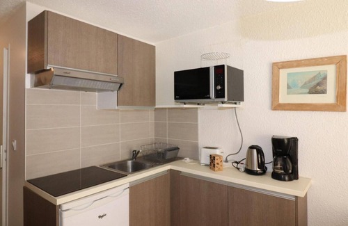 Les Boisses Apartment | 100m from shops, Ground floor, balcony, tv, ski locker, 24m², Tignes