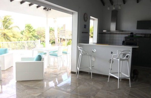 Le Robert Villa | 100m from the sea (boat rental), in a fishing village: Villa facing the ocean