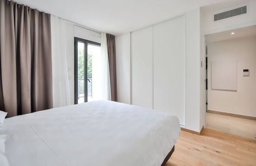 La Varenne Saint-Hilaire Apartment | 102 71 Blue Nights Appartement Appartement de Luxe