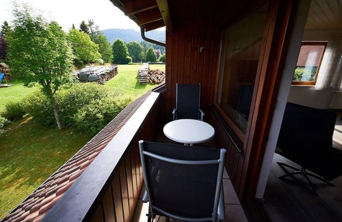 Alpirsbach Apartment | 103 m² Apartment ∙ 3 bedrooms ∙ 6 guests