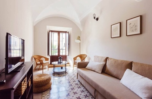 Plaza Mayor Apartment | 103 Roomy Plaza - Apartments Plaza Mayor 35