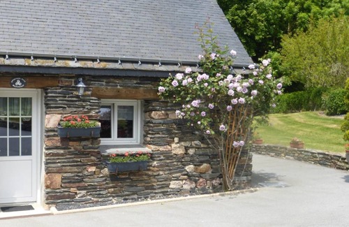 Laniscat House | 105 m² Gîte ∙ 3 bedrooms ∙ 6 guests