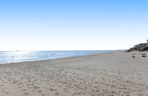 Surf Side Shores House | 107 m² House ∙ 3 bedrooms ∙ 10 guests