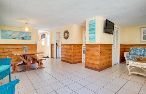 West Dennis House | 107 m² House ∙ 4 bedrooms ∙ 9 guests