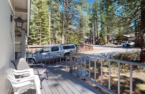 Tahoe Paradise House | 108 m² House ∙ 2 bedrooms ∙ 6 guests