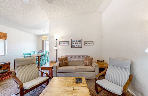 Coyote Corridor House | 108 m² House ∙ 3 bedrooms ∙ 8 guests