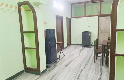 Velachery House | 10min Apollo Proton IITM DLF AirportF Entire house
