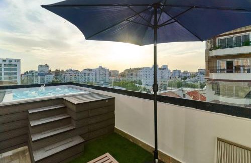 Evaristo Morales Apartment | 10ThFloor Penthouse With JACUZZi 6 Guest, Family Ambient