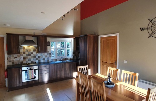 Dungarvan Cottage | 11 An Seanachai Holiday Homes
