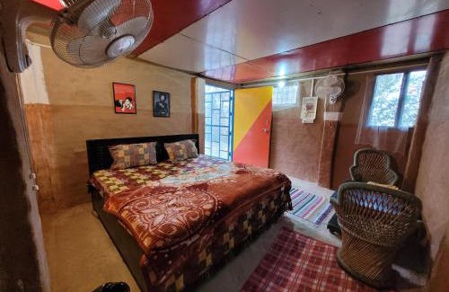 Lansdowne House | 11 Gaon Mudhouse Homestay