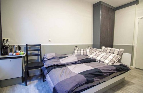 Amsterdam City Centre Resort | 11 m² Private room ∙ 1 bedroom ∙ 2 guests