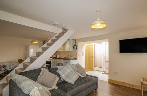 Banff House | 11 Village
