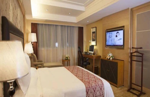 Lougang Hotel | 110 m² Hotel ∙ 2 bedrooms ∙ 127 guests