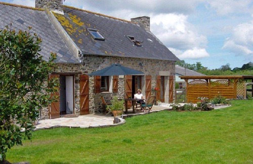 Yvias House | 110 m² House ∙ 2 bedrooms ∙ 4 guests