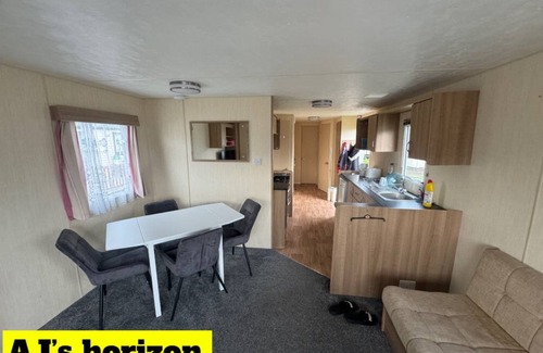 Rhyl House | 110 m² House ∙ 3 bedrooms ∙ 8 guests