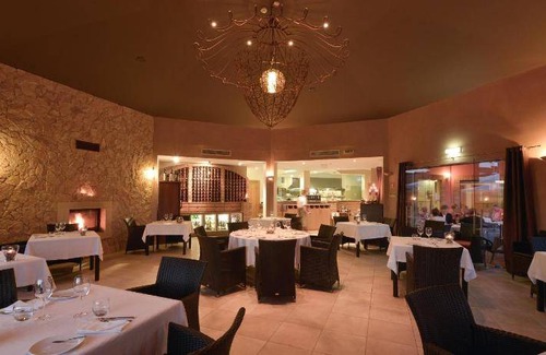 Carvoeiro Resort | 110 m² Resort ∙ 3 bedrooms ∙ 127 guests