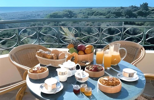 Carvoeiro Resort | 110 m² Resort ∙ 3 bedrooms ∙ 127 guests