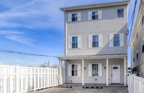 Jersey City Apartment | 111 m² Apartment ∙ 4 bedrooms ∙ 12 guests