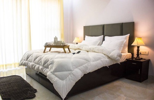 Sushant Lok Apartment | 111 m² Apartment ∙ 3 bedrooms ∙ 9 guests
