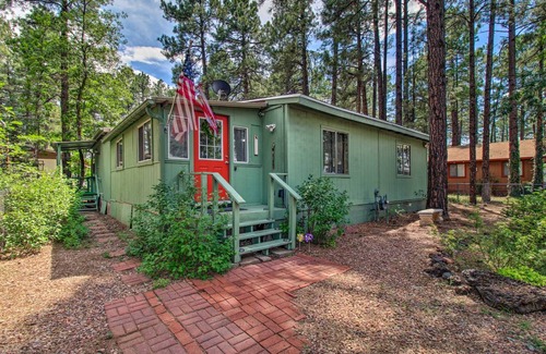 Pinetop-Lakeside Cottage | 111 m² Cabin ∙ 2 bedrooms ∙ 8 guests
