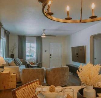 Albuquerque House | 111 m² House ∙ 2 bedrooms ∙ 6 guests