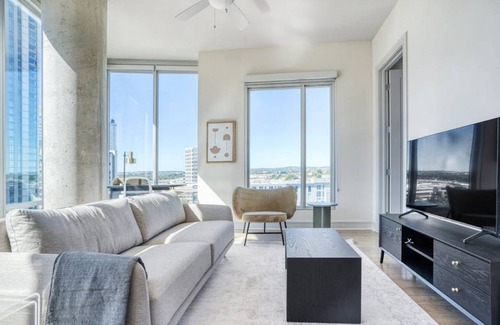 West End Apartment | 112 m² Apartment ∙ 2 bedrooms ∙ 4 guests