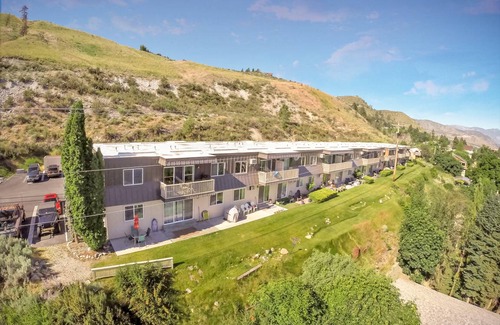 Chelan Condo | 112 m² Condo ∙ 3 bedrooms ∙ 8 guests