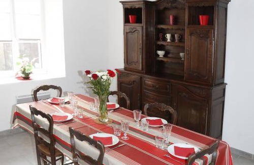 Sainte-Marie-du-Mont House | 112 m² Gîte ∙ 3 bedrooms ∙ 6 guests