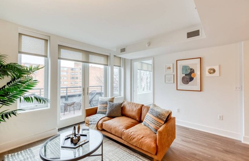 Dupont Circle Apartment | 114 m² Apartment ∙ 2 bedrooms ∙ 4 guests