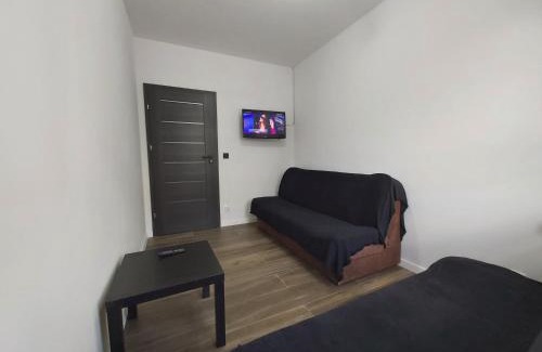 Stare Miasto District Apartment | 1140 Włościańska 5 - Tanie Pokoje w Apartamencie - samodzielne zameldowanie - self check in