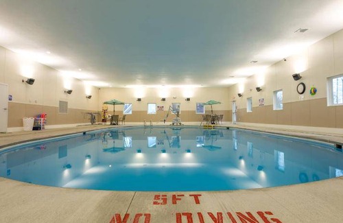 Treasure Lake Hotel | 116 m² Hotel ∙ 2 bedrooms ∙ 8 guests