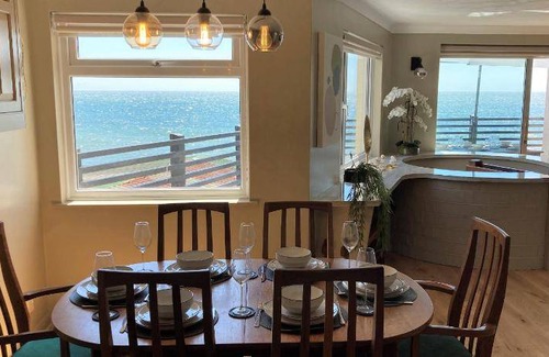 Ventnor House | 118 m² House ∙ 3 bedrooms ∙ 6 guests