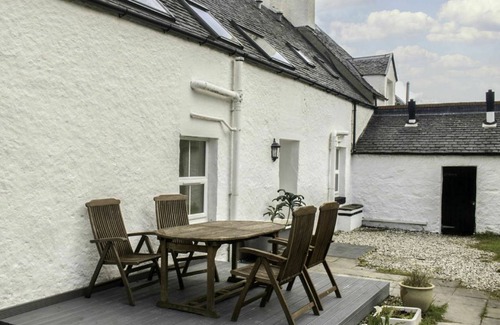Breakish Other | 119 m² Accommodation ∙ 3 bedrooms ∙ 6 guests