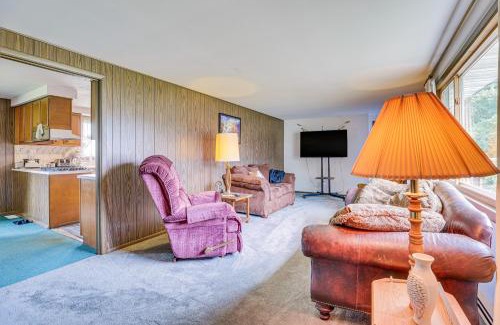 New Lisbon House | 12 Mi to Castle Rock Lake Serene New Lisbon Home!