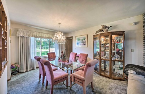 Harrisburg House | 12 Mi to Hersheypark Family Home with Deck!