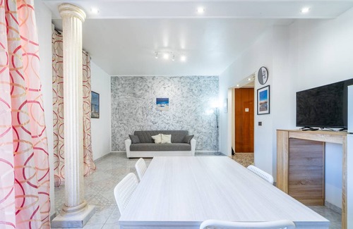 Grottasanta Apartment | 120 m² Apartment ∙ 3 bedrooms ∙ 7 guests