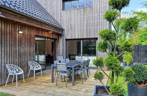 Marcq-en-Baroeul Cottage | 120 m² Cabin ∙ 3 bedrooms ∙ 6 guests
