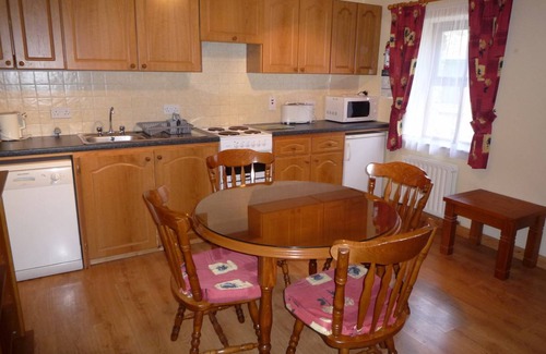 Bantry Cottage | 120 m² Cabin ∙ 2 bedrooms ∙ 4 guests